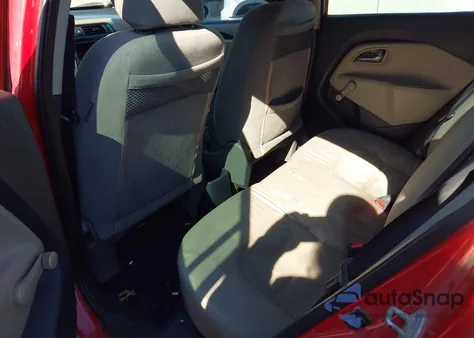 2014 Kia Rio Lx z USA, uszkodzony, nr VIN KNADM4A37E6364830